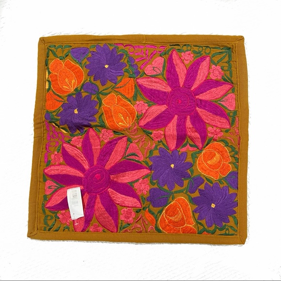 Brand New Hand Embroidered Decorative Throw Pillow Case - Picture 5 of 7